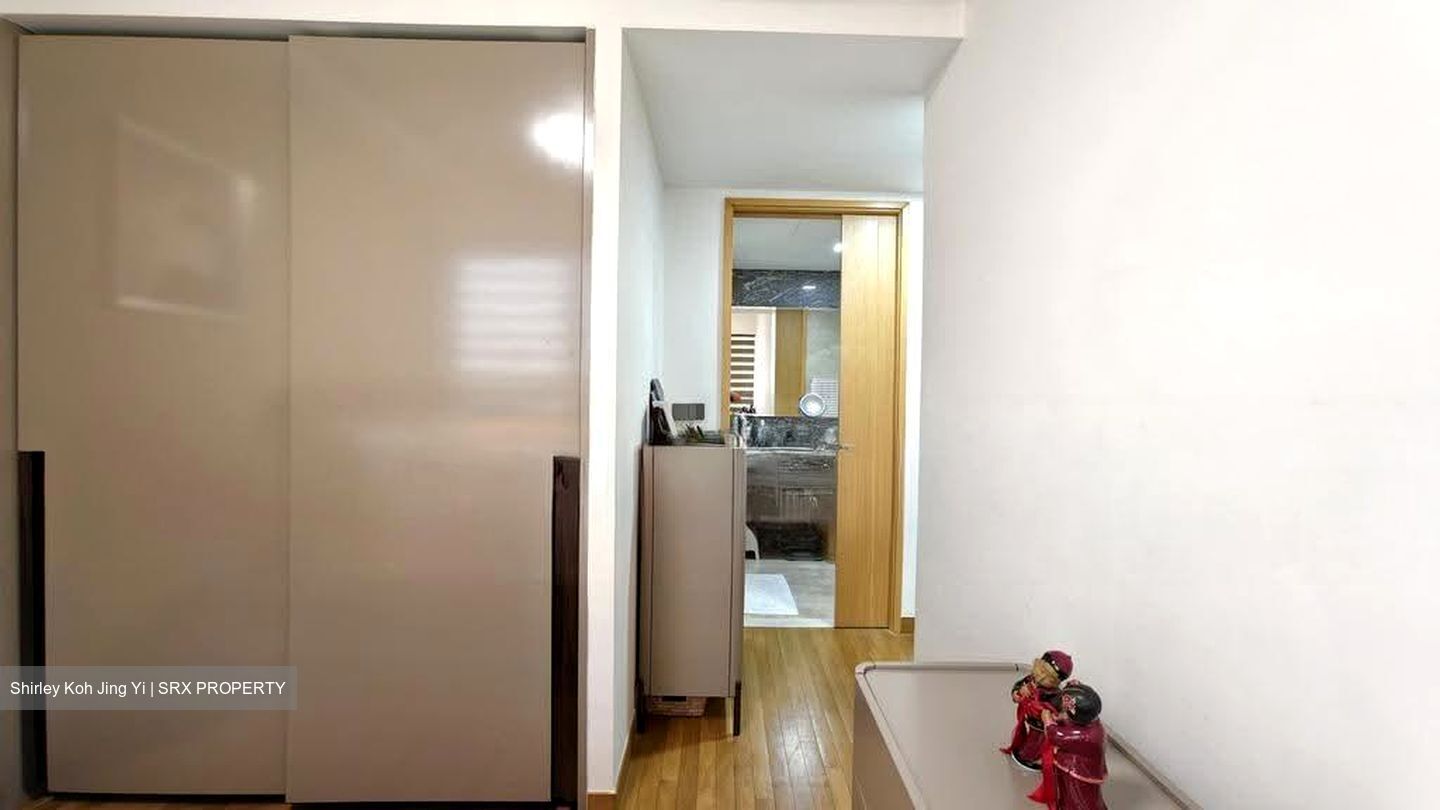 Commonwealth Towers (D3), Condominium #614679731